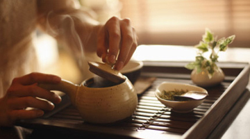 喝绿茶信阳毛尖到底对人身都有哪些好处？