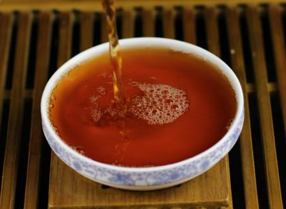  湖南黑茶的功效与作用可以减肥吗 喝安化黑茶的效果及益处