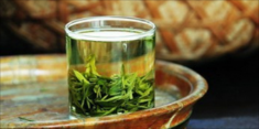  喝龙井茶的功效作用 没想到喝龙井茶的益处竟然那么多