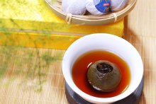 <b> 黑茶陈皮煮茶的功效作用是什么 喝陈皮黑茶对身体的好处</b>