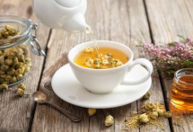  蜂蜜菊花茶的禁忌是什么 蜂蜜菊花茶的功效与饮用禁忌