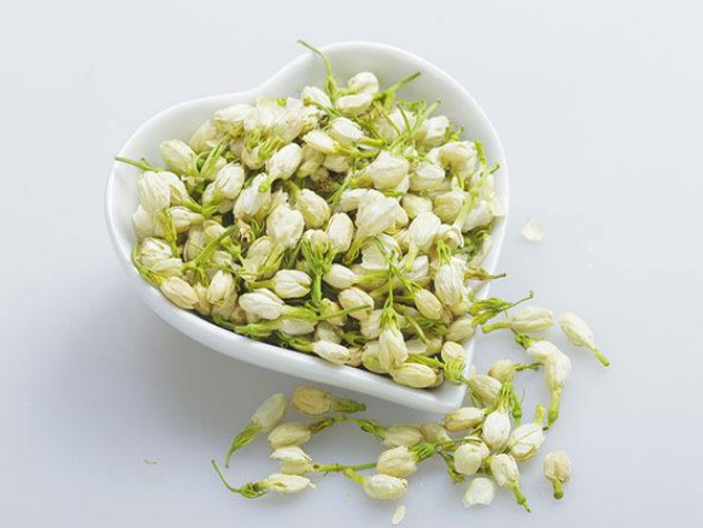  茉莉花茶适合哪些人群饮用 喝茉莉花茶的功效与作用介绍