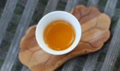  夏天这样喝普洱茶的保健效果好 熟茶能暖胃去除油腻