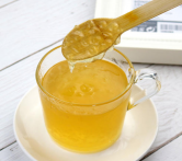  雪梨茶的功效与作用有哪些 梨茶对身体有什好处和益处