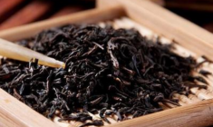  红茶和绿茶哪个减肥效果更好 怎么喝茶才能瘦身 茶叶的功效