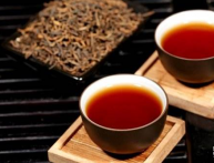  泡茶用多少温度的水合适 喝茶选择什么样的茶具