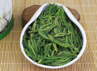  西湖龙井冲泡一般采用 西湖龙井茶冲泡容器