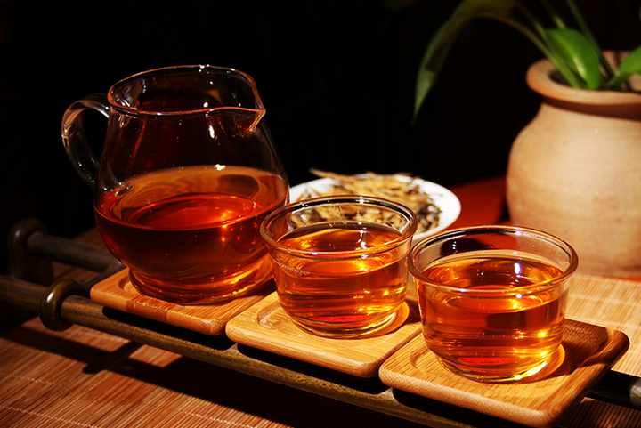  红茶对人体的好处与坏处都有哪些 喝红茶的益处与坏处