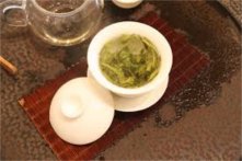  大白茶有什么功效 喝福鼎大白茶对身体的好处和益处介绍