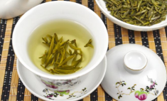  黄茶有什么功效 有保护脾胃和增进食欲的作用 帮助消化黄茶的加工方法