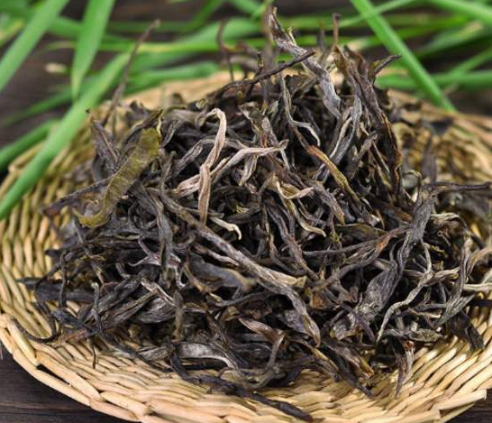  喝黑茶有什么好处 黑茶有助消化和祛油腻的作用吗