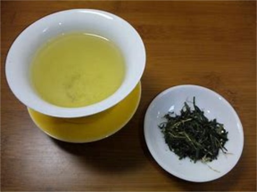  绿茶对身体有什么好处 喝绿茶有助消化止咳化痰的功效吗