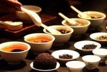  云南七子饼普洱茶的功效 喝七子饼茶可以减肥瘦身美容养颜的作用吗