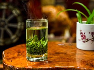  绿茶可以减肥吗 绿茶的减肥食谱与功效与作用介绍