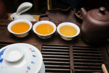  红茶对男性的益处 男人喝红茶的8大功效与作用 喝红茶能消炎杀菌吗