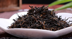  姜红茶的危害与坏处 喝姜红茶减肥注意事项 月经不调能喝姜红茶吗