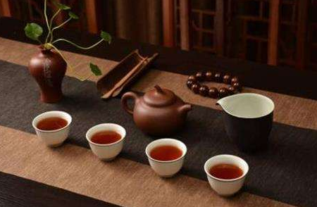  每天喝普洱茶的好处 普洱生茶和熟茶有什么不一样