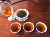  普洱熟茶的功效和功能 普洱生茶和熟