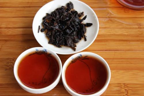  普洱茶的功效普洱茶有减肥 养胃和抗衰老的功效