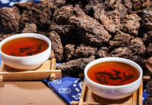  喝生普洱茶的好处 长期喝普洱茶有消暑解毒通便的作用