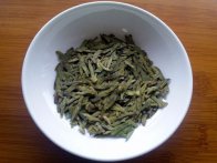  西湖龙井的花茶功效与作用 每天喝西湖龙井的好处与坏处