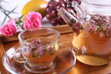  喝玫瑰茶的好处和坏处 饮用玫瑰茶避免需要注意哪些禁忌