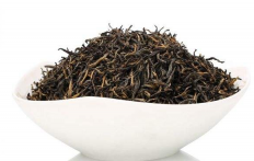 白茶的冲泡方法 投茶量是多少 白茶可以使用盖碗泡吗