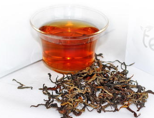  绿茶的功效 可以止泻和抗炎 胃寒贫血的人为什么不宜喝绿茶