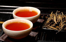  为什么说冬天喝红茶好 冬天喝红茶的好处 促进新陈代谢 预防感冒