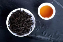  岩茶是红茶吗 武夷岩茶属于红茶 岩茶到底是什么茶