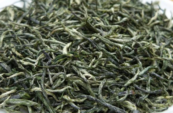  苦瓜泡绿茶的功效 能延缓衰老和降低血脂吗
