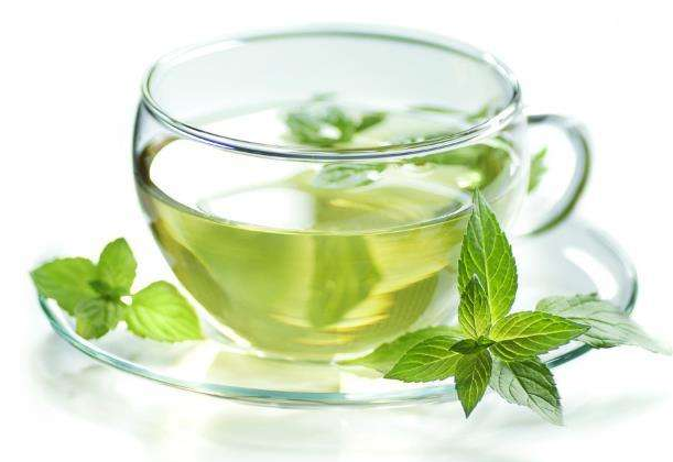  冲泡绿茶的方法与注意事项 绿茶的投茶量与茶具的使用