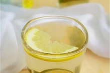 <b> 孕妇可以喝柠檬蜂蜜水吗 孕妇饮用柠檬蜂蜜水的好处</b>