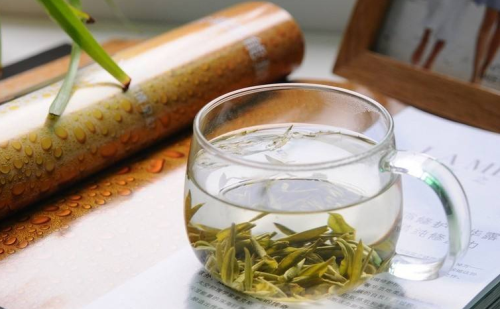  龙井价格 西湖龙井群体种与龙井43哪家好那家性价比更高