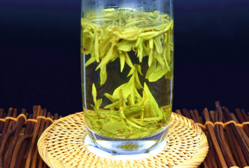  龙井茶多少钱 2020西湖明前龙井茶价格买多少钱一斤