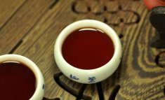  喝普洱茶的注意事项 便秘和痤疮的人可以喝普洱茶吗 普洱茶的禁忌