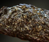  茯砖茶是由什么茶制成的 泾阳茯砖茶生产工艺 金花是什么