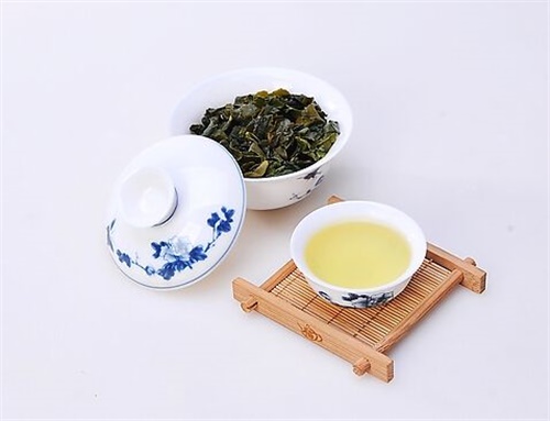  铁观音是绿茶还是红茶 铁观音属于红茶吗 铁观音是绿茶吗