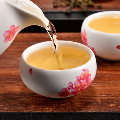  铁观音是绿茶还是红茶 铁观音属于红茶吗 铁观音是绿茶吗