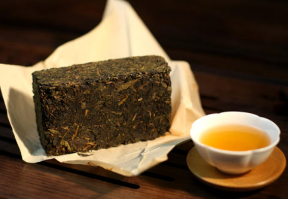  茯砖茶的制作方法 茯砖茶的特点 茯砖茶金花的由来