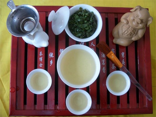  铁观音降火吗 到底喝铁观音是降火还是上火 你知道吗