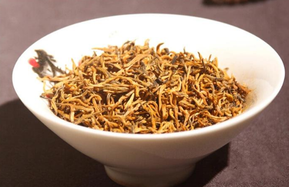  金骏眉的保存方法 金骏眉的保质期 金骏眉可以放冰箱储存吗