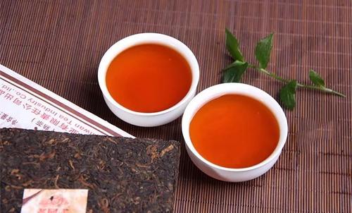  哪种茶在减肥方面比红茶或绿茶更好