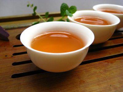  黑茶和普洱茶有什么不同 黑茶和普洱茶的区别在哪些方面