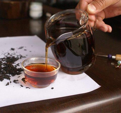  普洱茶叶的价格 普洱茶叶市场价格一斤多少钱