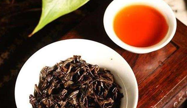  普洱生茶与绿茶是一种茶吗 有什么区别 普洱生茶与绿茶的功效一样吗