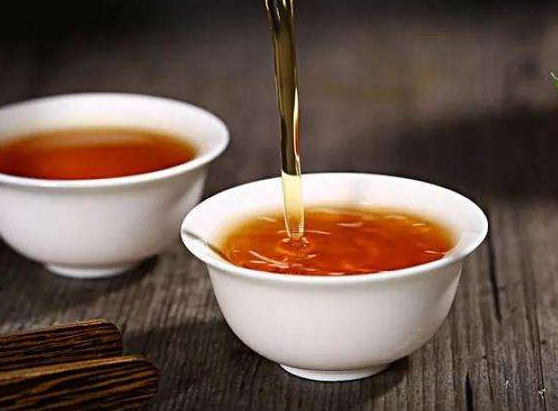  滇红茶属于红茶吗 喝滇红茶有什么作用 滇红茶汤是什么颜色