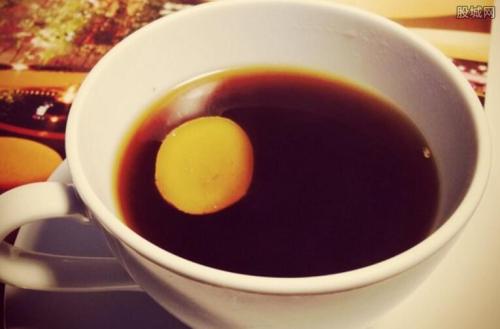  姜红糖水可以在晚上喝吗 姜红糖水什么时候喝比较好