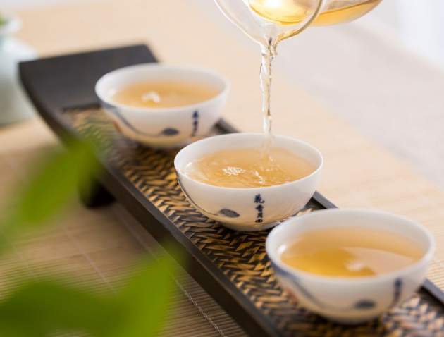  普洱茶分为多少种 普洱生茶和熟茶有什么不同 普洱的饼茶沱茶