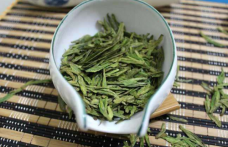  常喝西湖龙井茶的禁忌有几种？西湖龙井的禁忌与功效作用